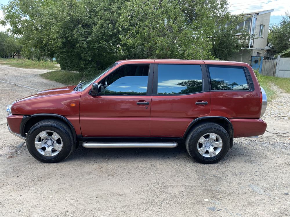 Продам Nissan Terrano 2