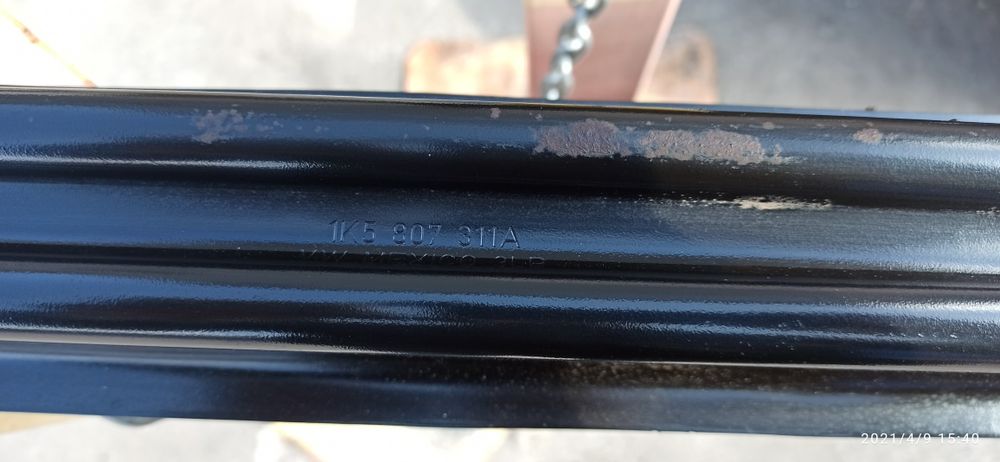 Підсилювач бампера Golf 5 універсал