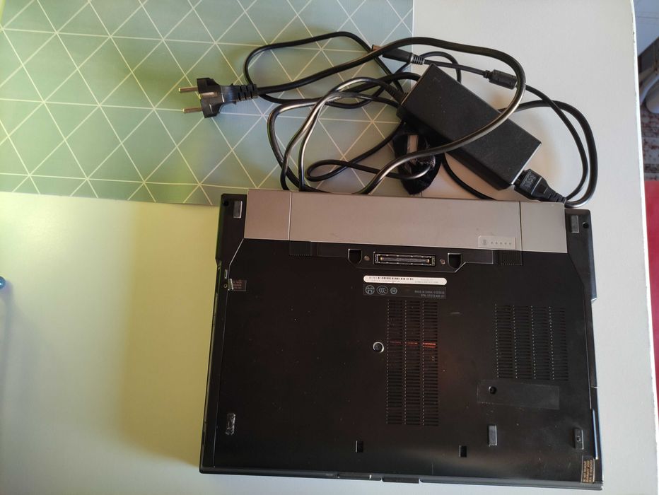 Portátil Dell Latitude e6410