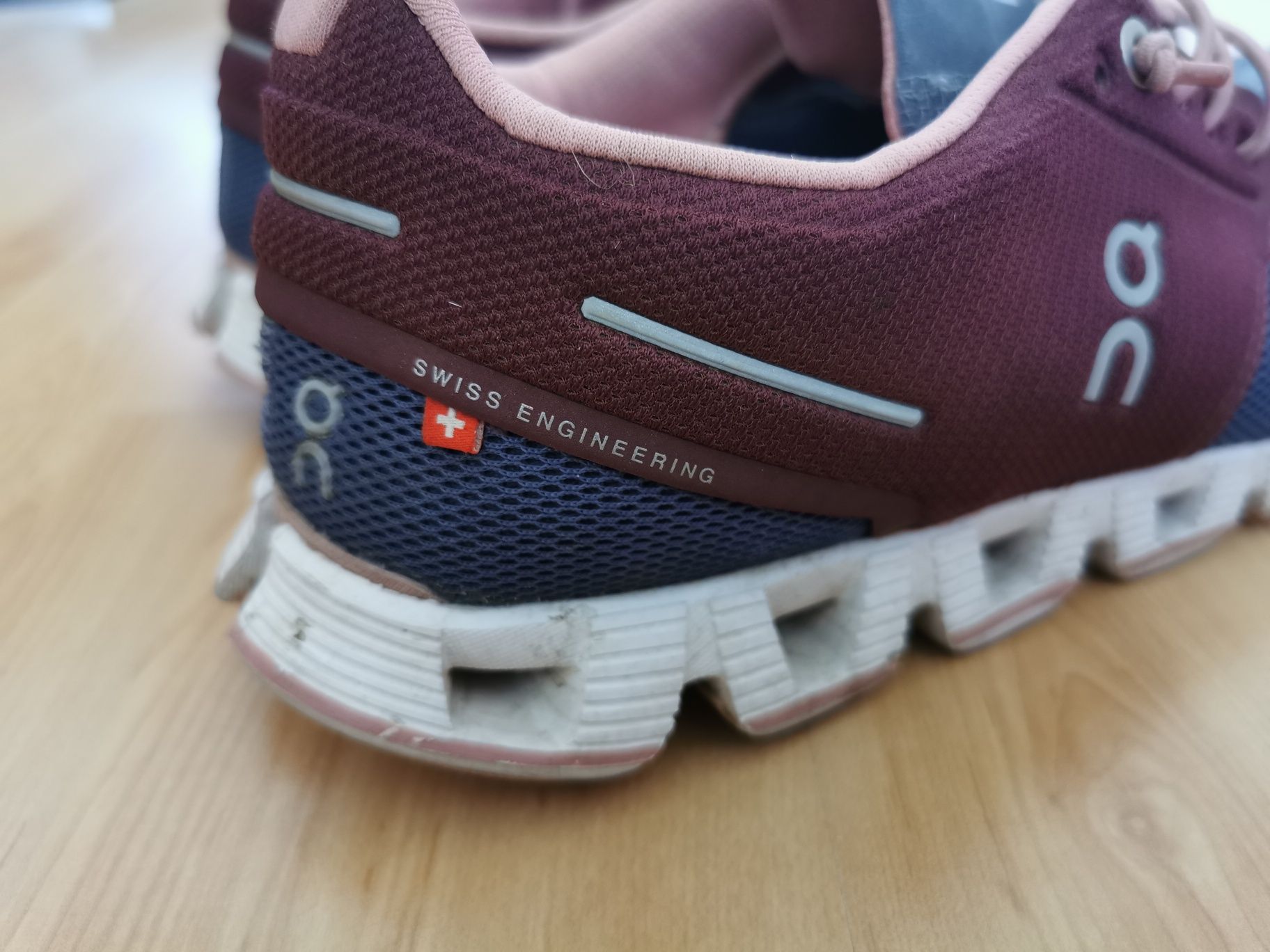 buty Qn rozmiar 40,5 długość wkładki 26,5