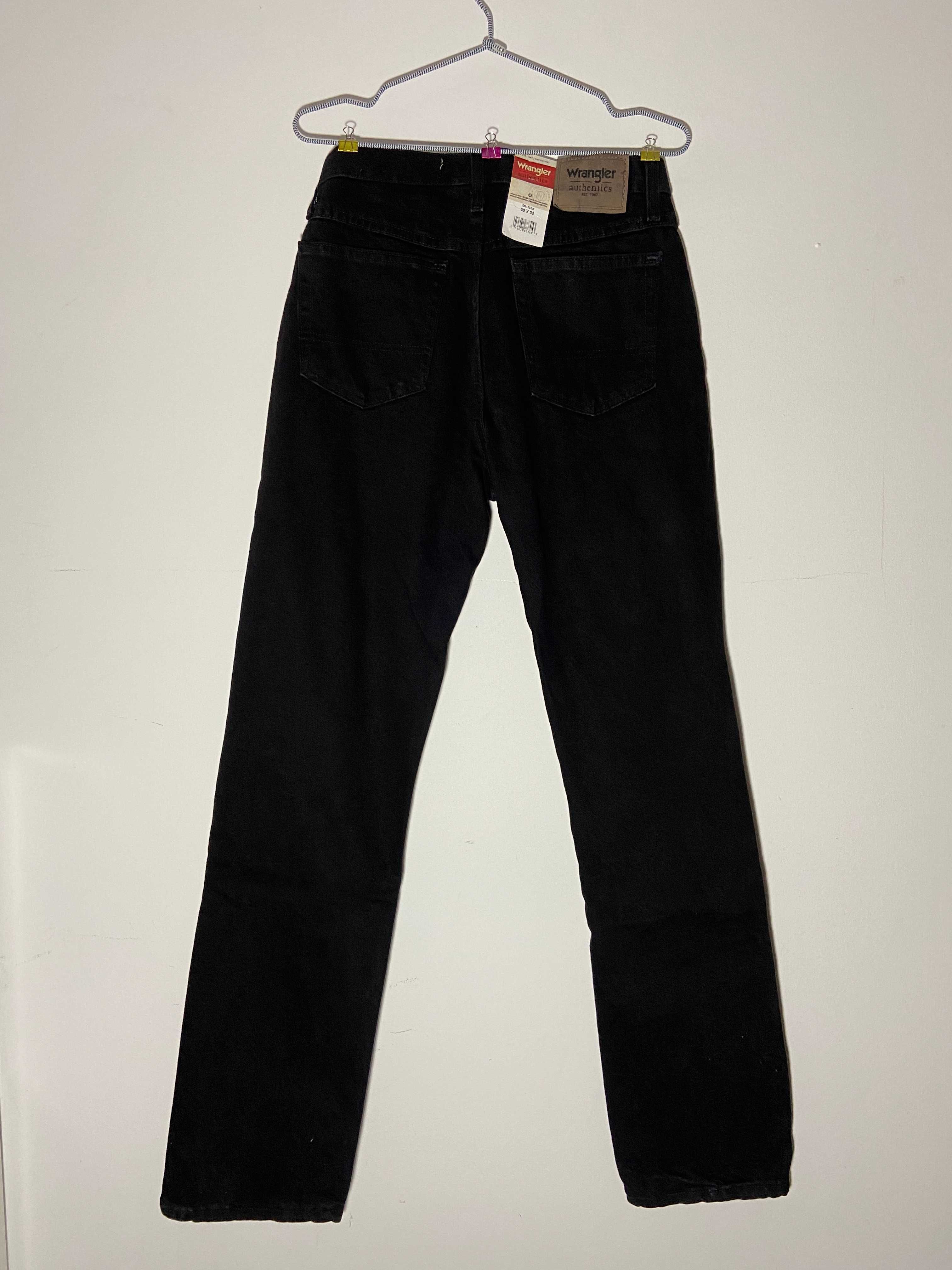 Wrangler Relaxed Fit Flex Jeans W30/L32 [NOVO]