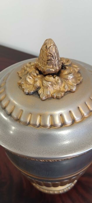 Pote dourado e prata (casquinha)
