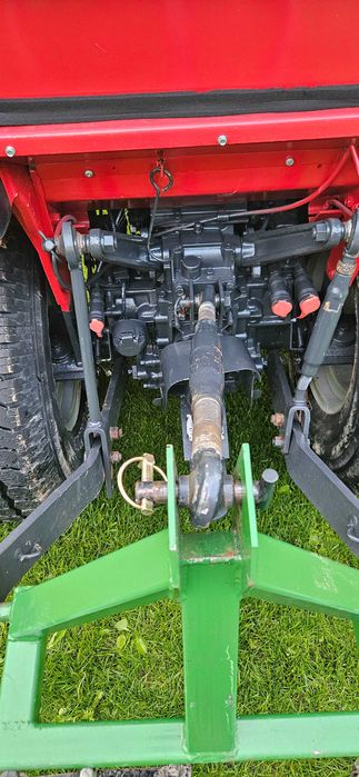 Traktorek komunalny  Shibaura