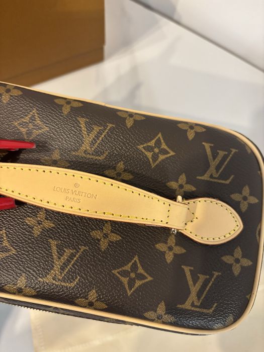 Nowa kosmetyczka torba Louis Vuitton skóra LV duza