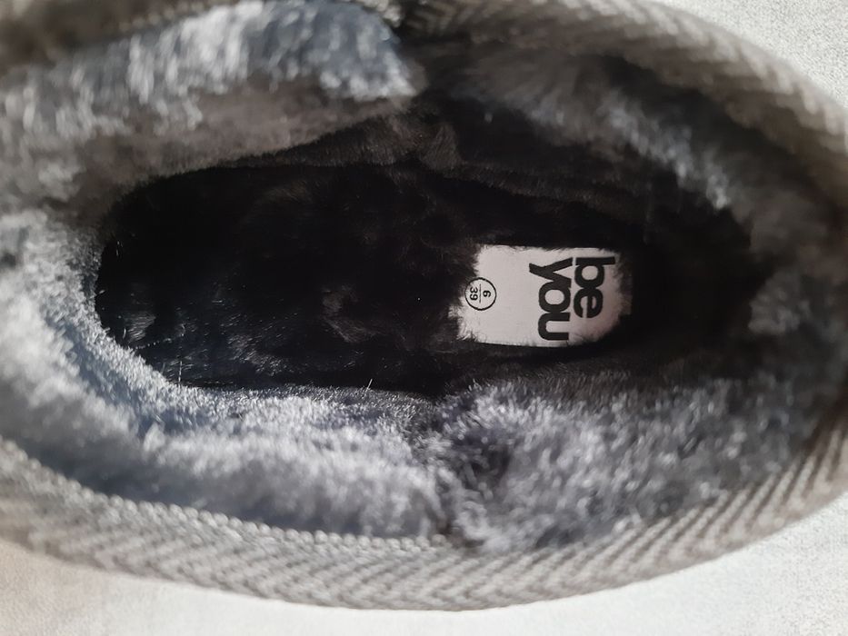 Низькі ботильйони на теплій плюшевій підкладці типу уггі