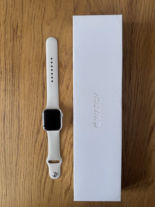 Apple Watch 7, 41 mm Starlight