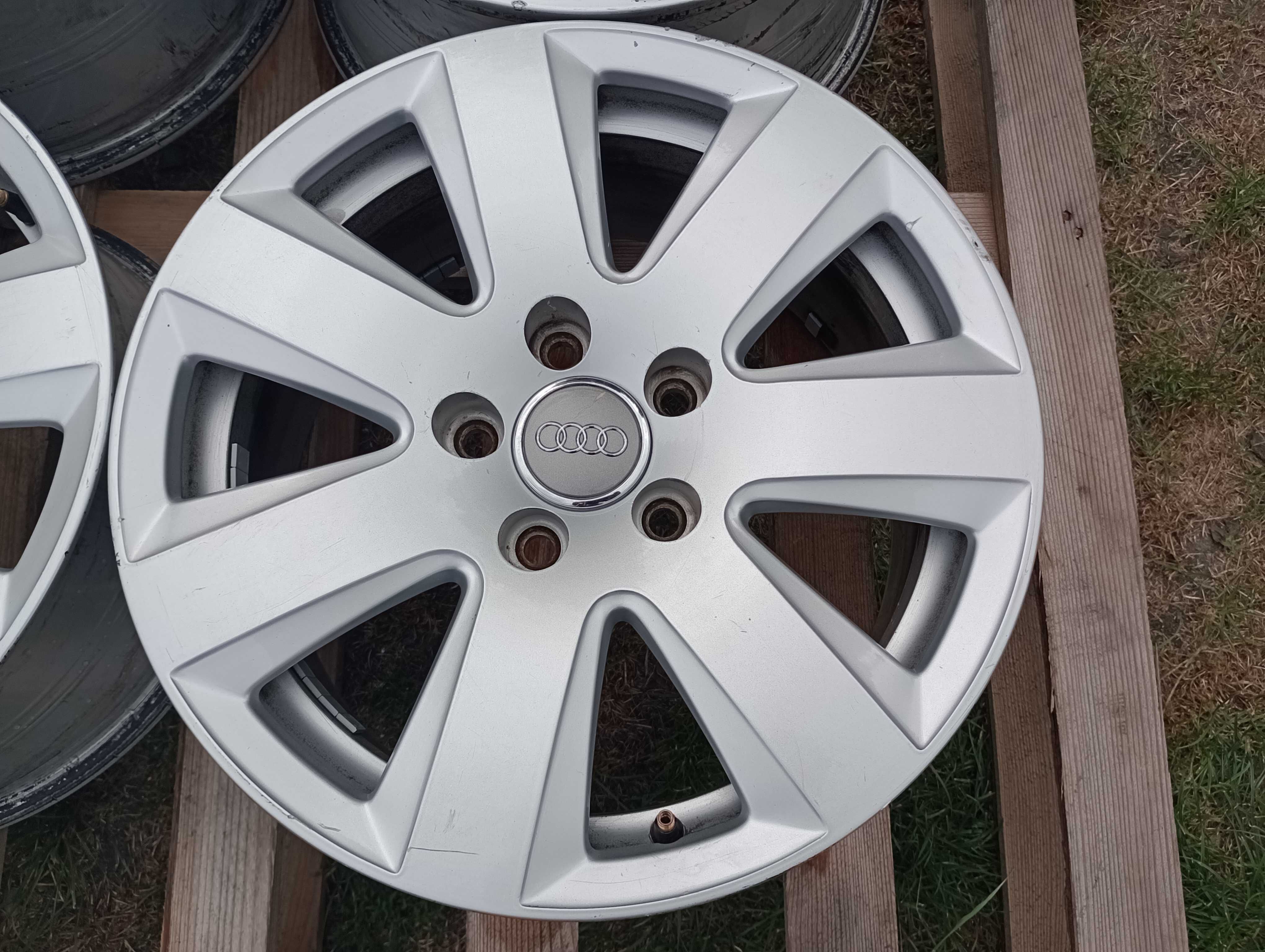 Alufelgi 16 cali 5x112 AUDI A4 A6 - Volkswagen Seat Skoda Passat inne