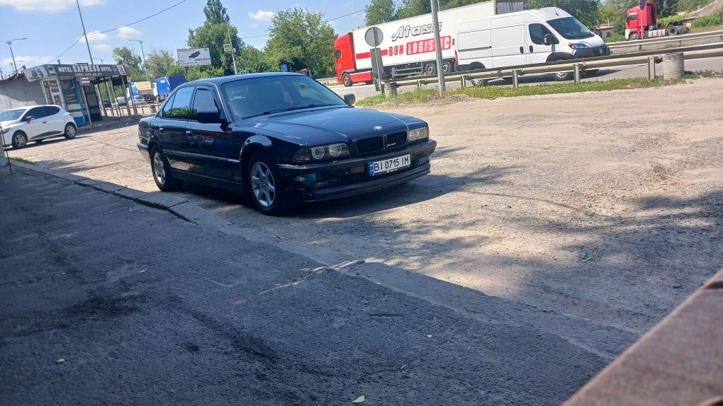 Продам легенду е38