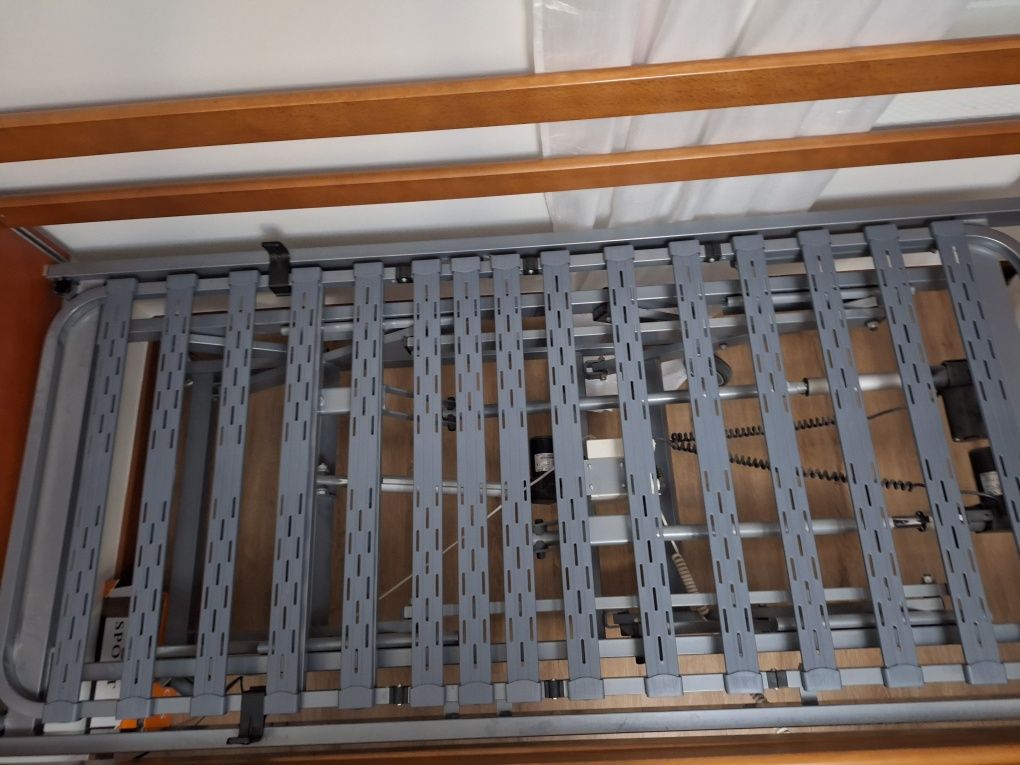 Cama articulada (excelente estado)