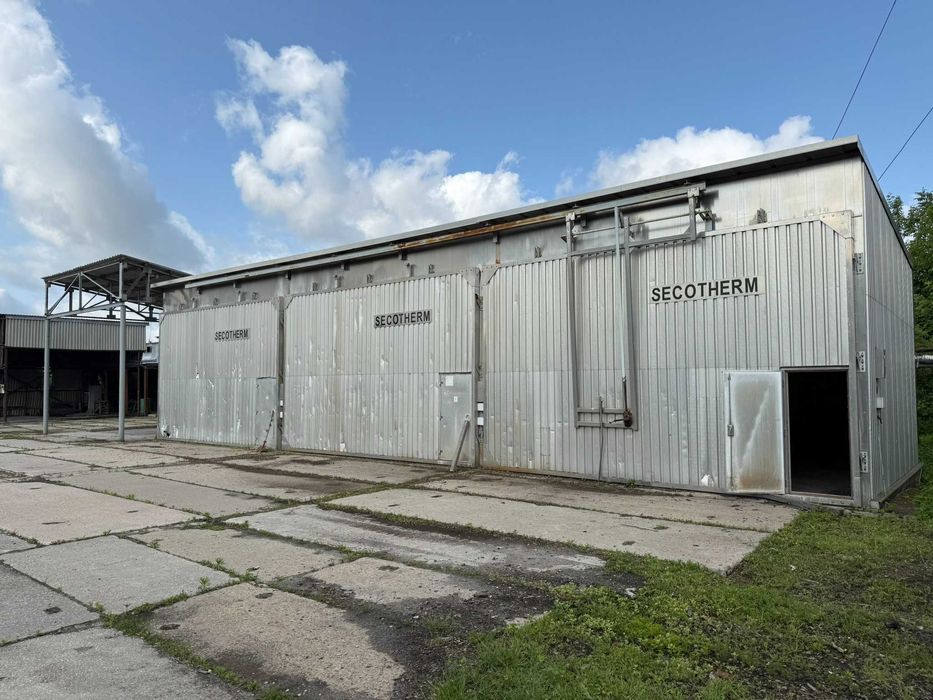 Продаж виробничого комплексу 4320 м2 та 2 га у Житомирська обл, Чуднів