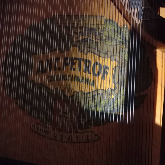 Фортепіано  PETROF