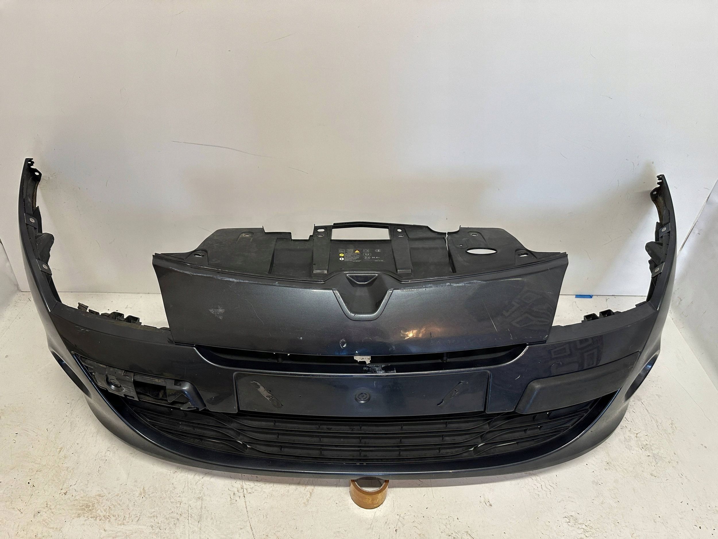 Zderzak przód przedni renault megane Iii 3