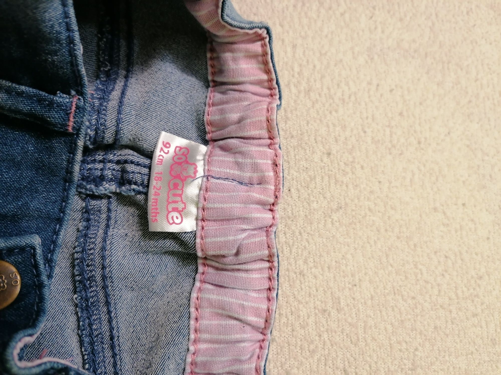 Nowe spodnie, jeansy dla dziewczynki , r. 92