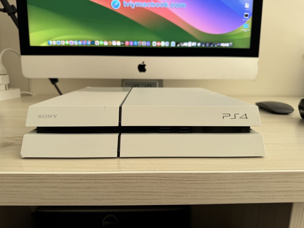 Приставка Sony Play Station PS4 500Gb White