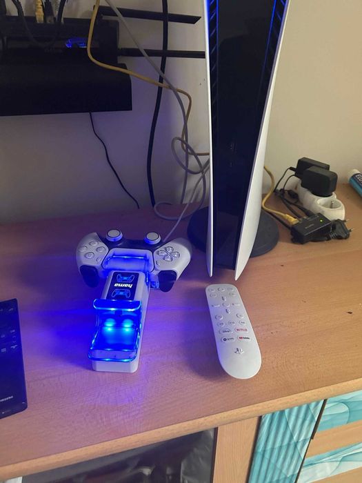 konsola PS5 mało używana