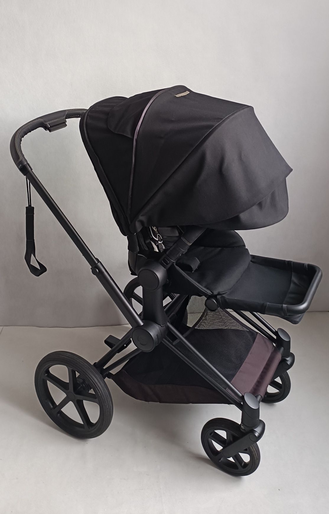 Wózek Cybex Priam 2.0 Black - spacerowka