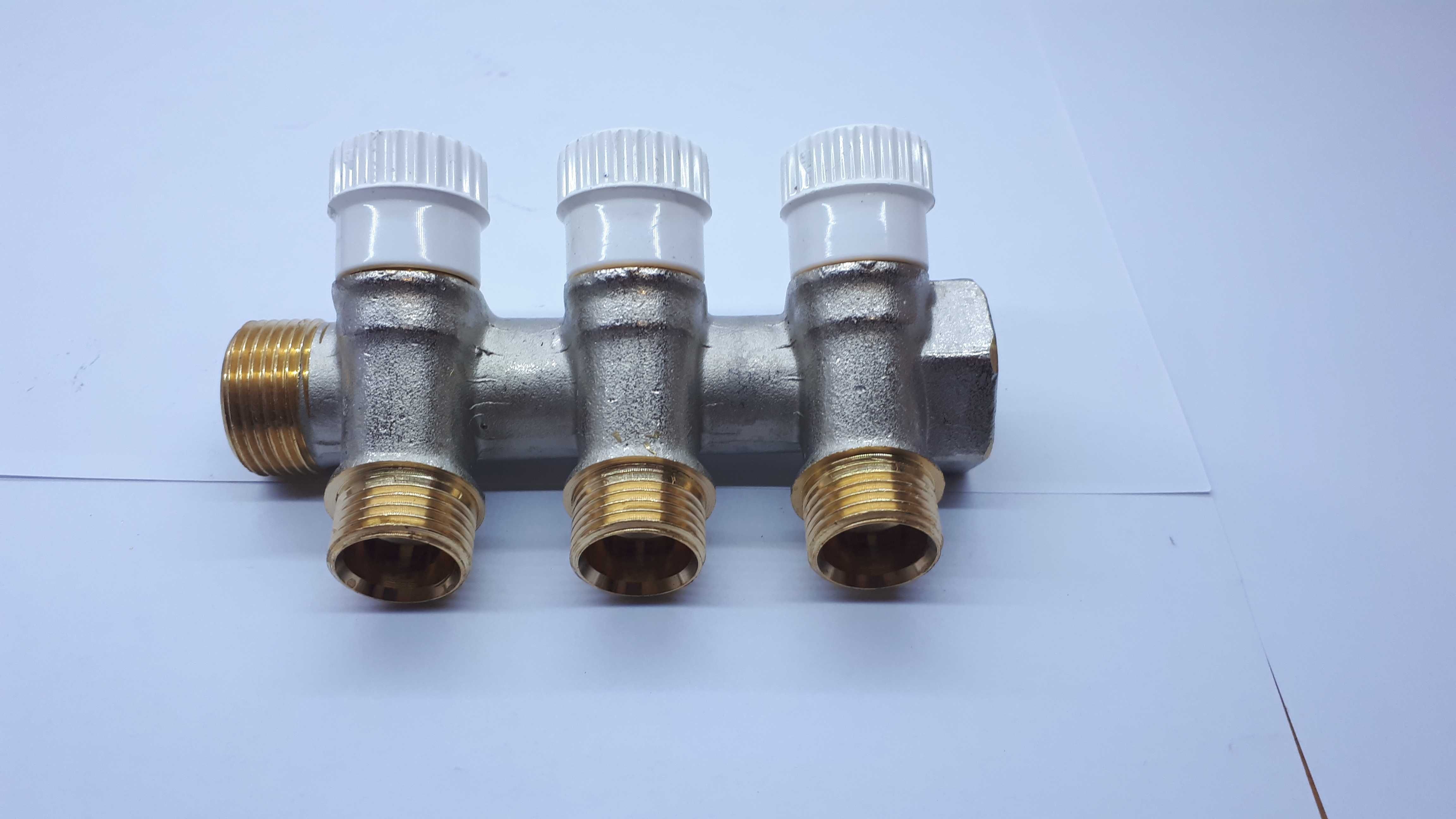 Колектор для води з вентилями Stelbi (it) вхід 3/4". вихід1/2"