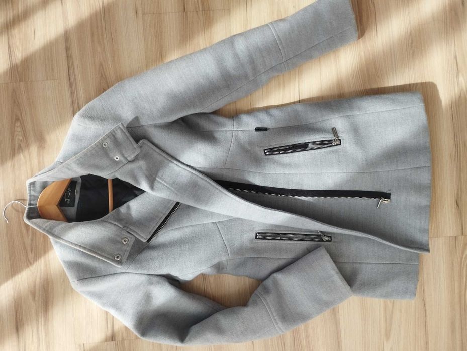 Płaszcz roz. 36 szary