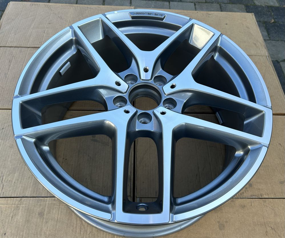 Felga oryginał Mercedes AMG 19" 5x112 8J ET38 GLC A253