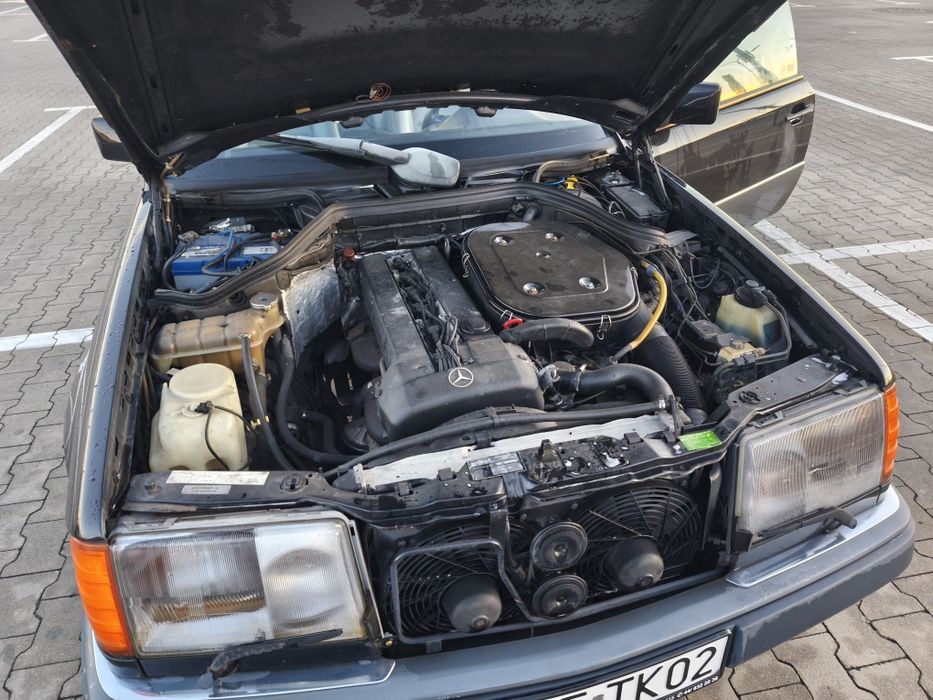 Mercedes w 124 coupe 300ce 24v