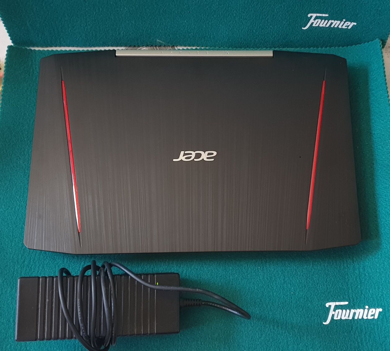 Computador Portátil Gaming ACER Aspire VX5-591G-79BS