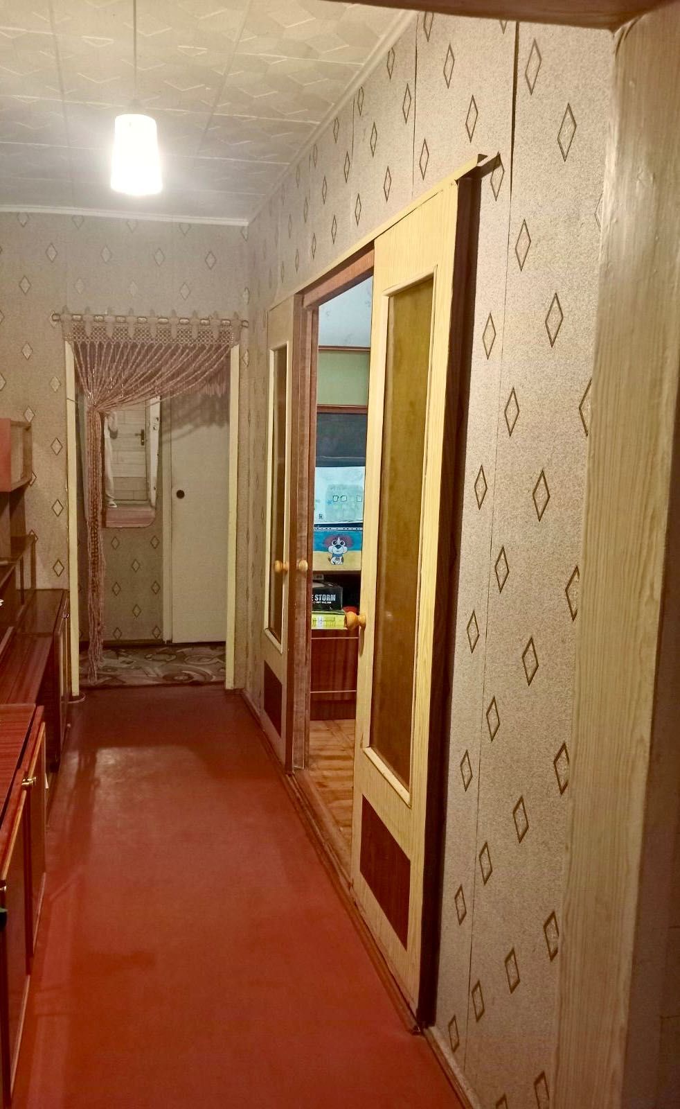 Продам 3-х комнатную квартиру Левый берег,Харьковская 35