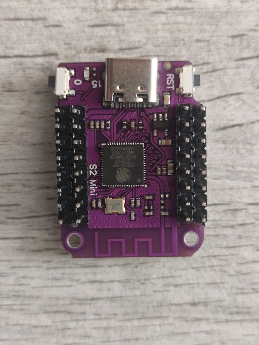 Płytka deweloperska ESP32 S2 mini ESP32-S2FN4R2 obudowa z PLA 3D