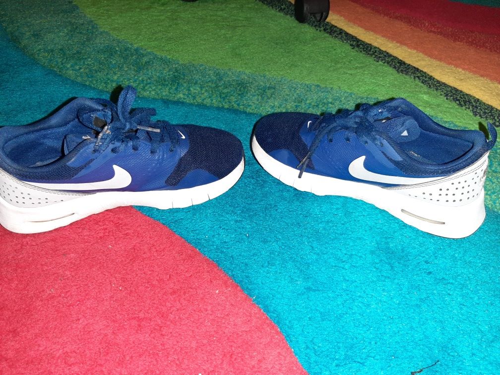 Buty Nike rozmiar 33