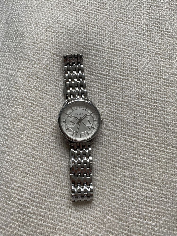 Zegarek srebrny fossil