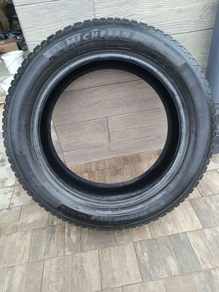 Opony całoroczne Michelin CrossClimate 2 225/55 R19 99 V

Czyt