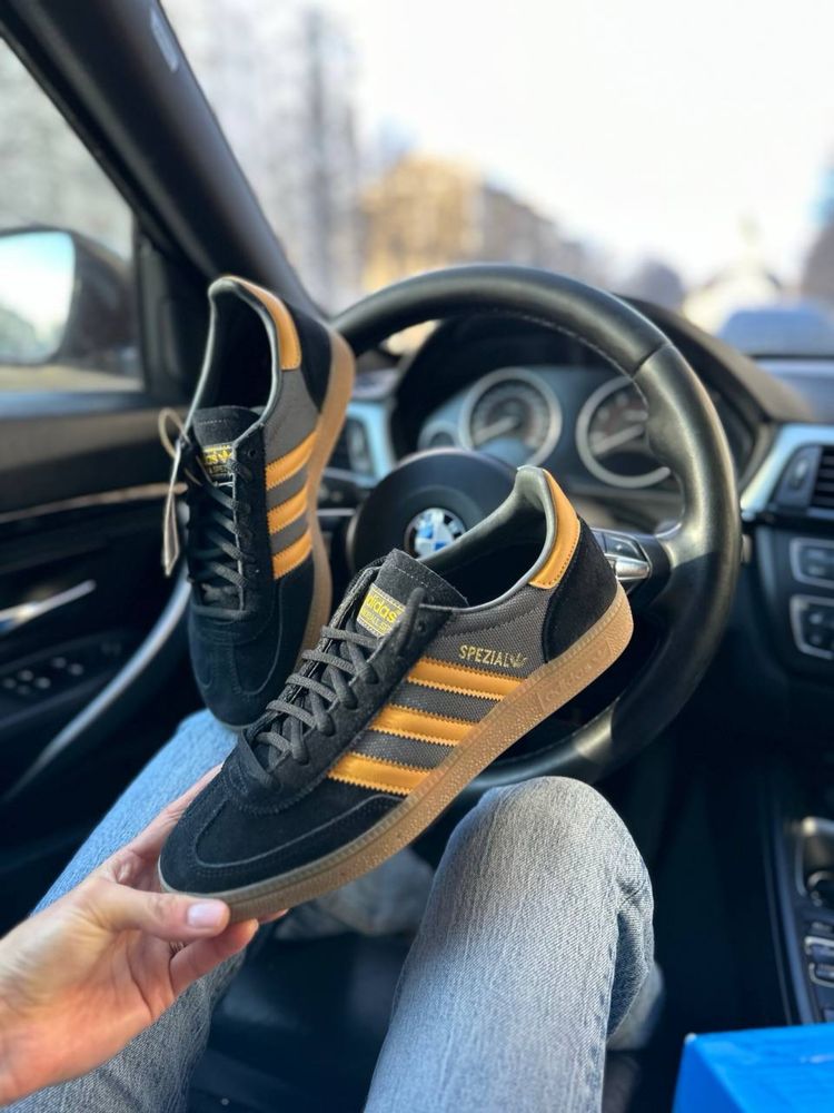 Оригінальні чоловічі кросівки Adidas Handball Spezial IF9528