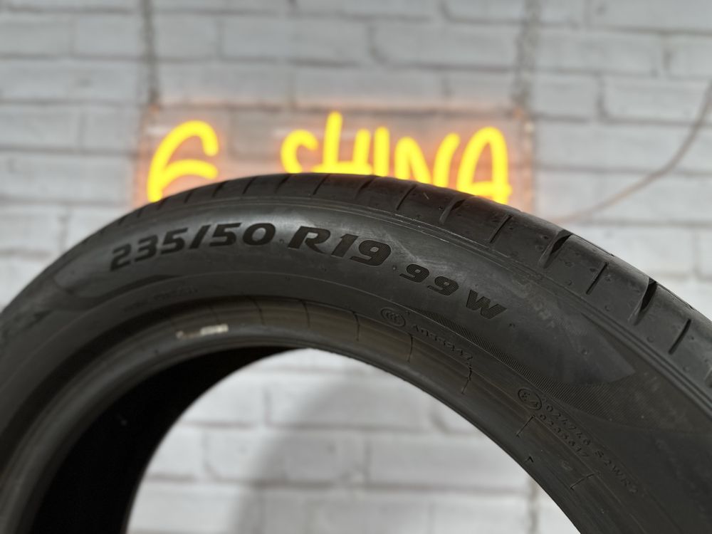 Комплектом або парою 235 50 19 Pirelli Pzero