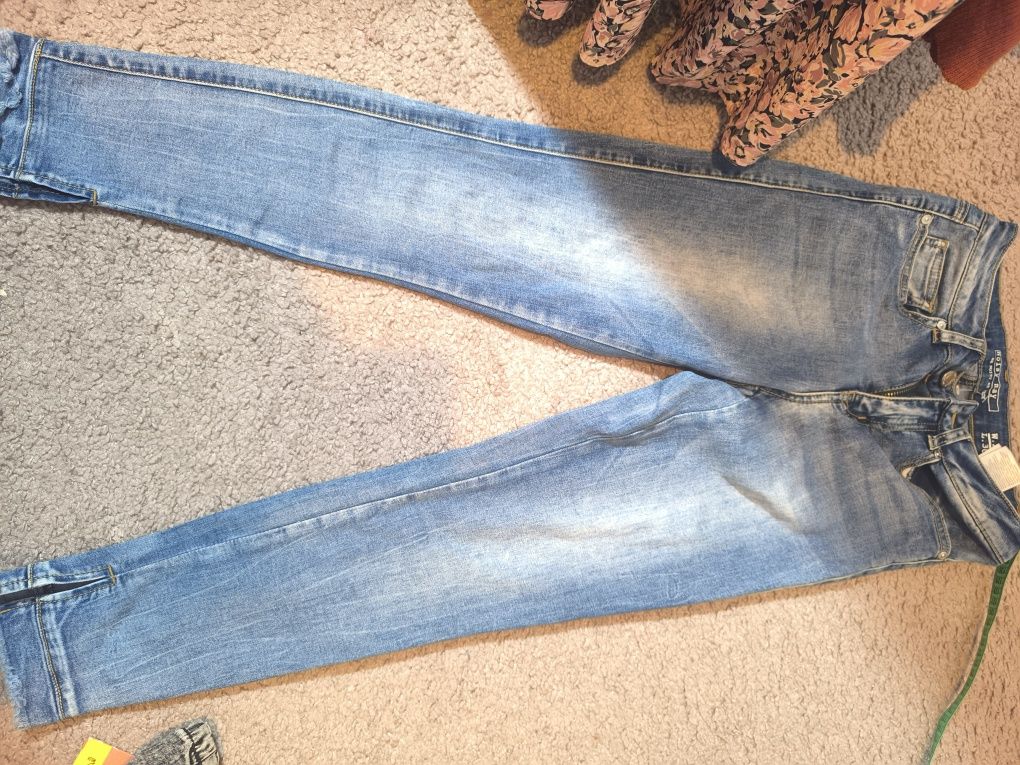Spodnie jeansowe markowe idealny stan 34/36