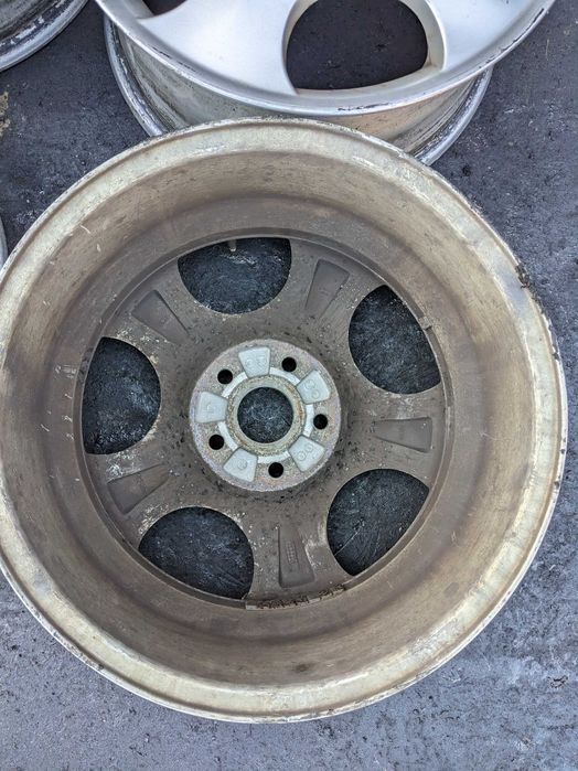 Felgi Aluminiowe Alu Alufelgi Alysy 5x112 16' 6J ET 59 SEAT