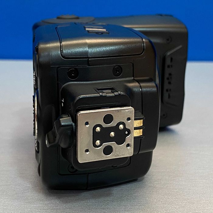 Nikon Speedlight SB-700