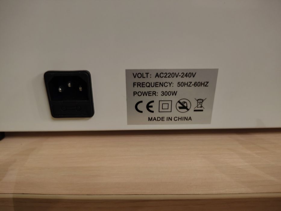 Сухожаровий шкаф