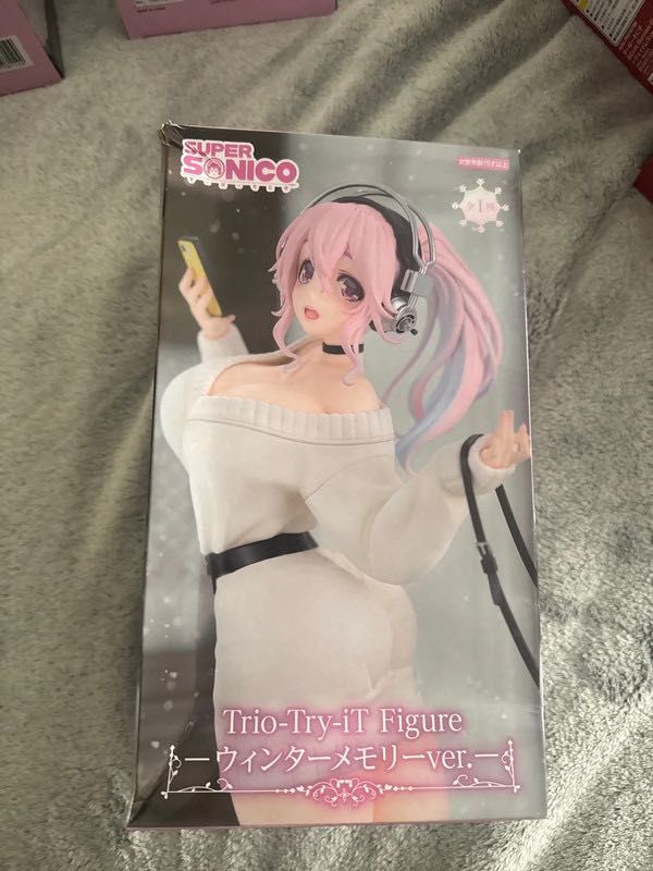 Figurka Super Sonico - Trio-Try-iT Figure - Winter Memory ver. (FuRyu)