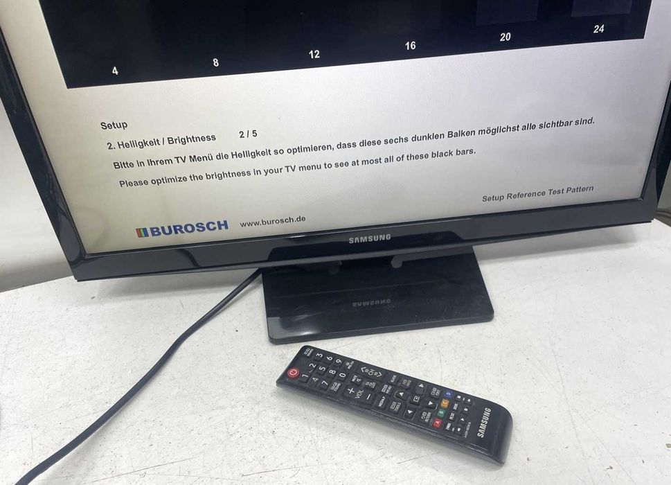 Компактный LED Телевизор 24" Samsung UE-24H4070, 100Hz, HDMI, USB