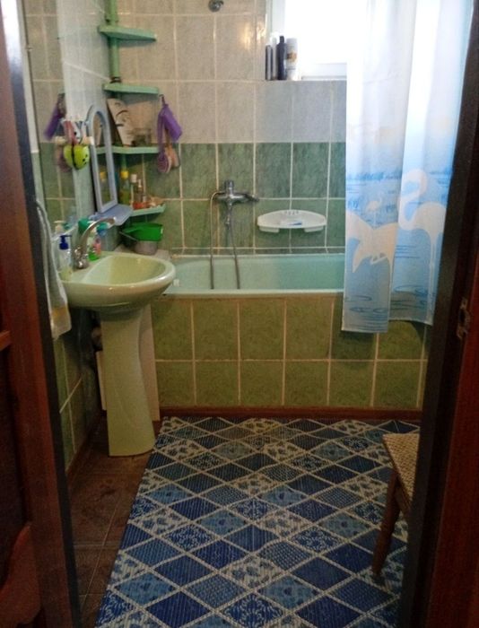 Будинок великий двоповерховий зі зручностями Вапнярка