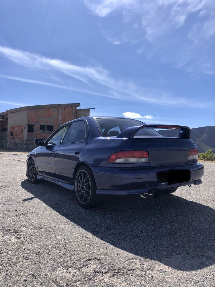 Subaru impreza GT