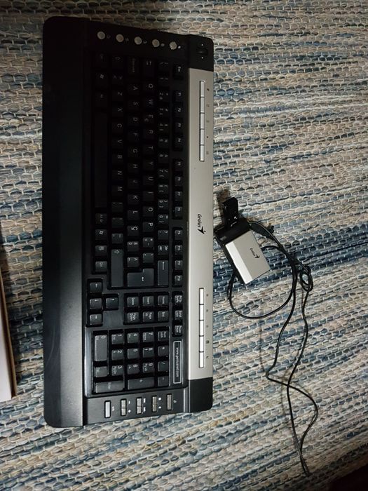 Teclado + rato wireless genius