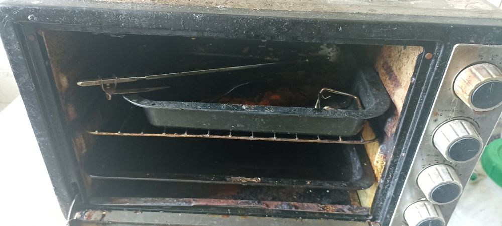 Продам електроплиту