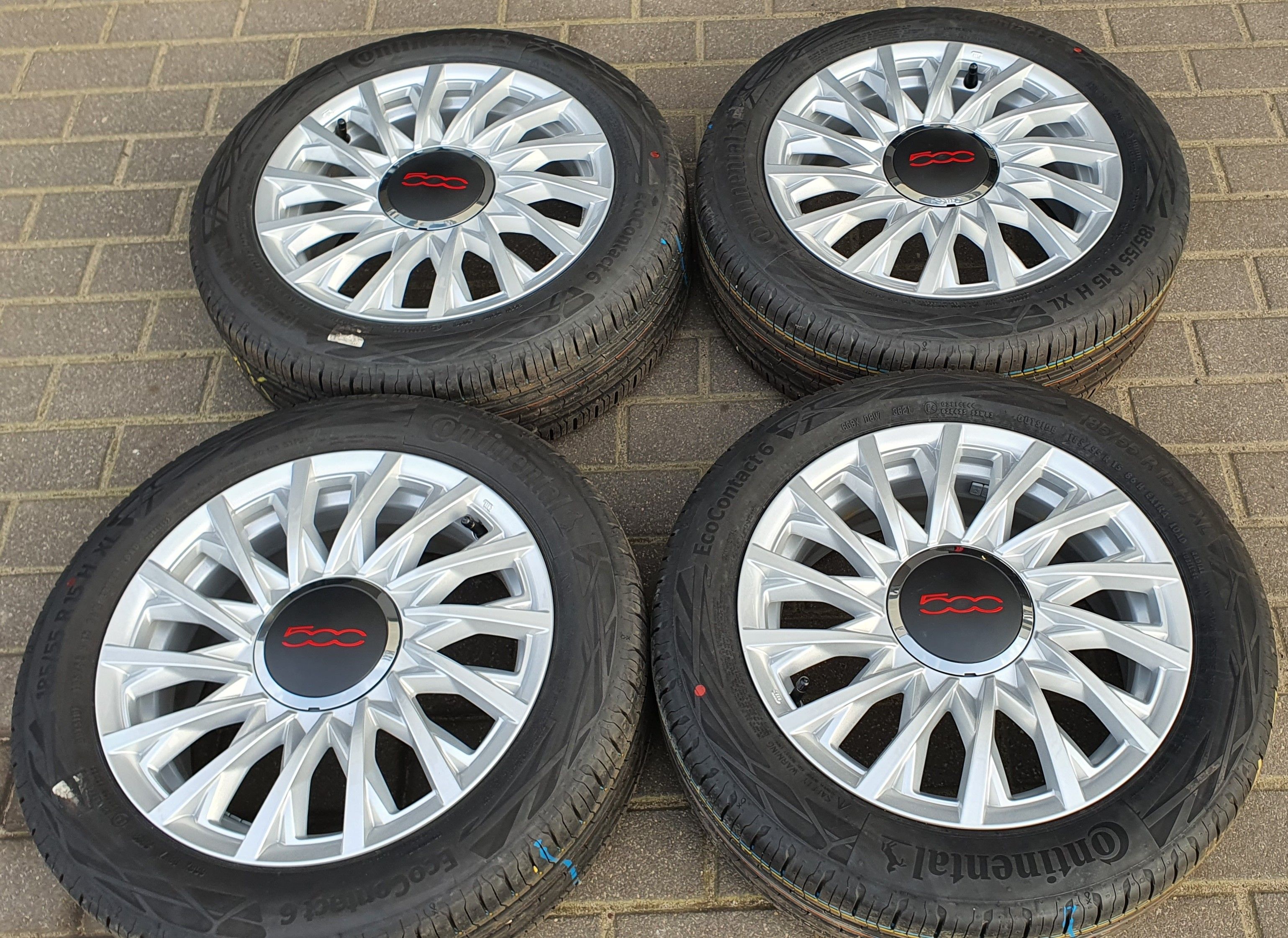 4x Felgi oryginalne FIAT 500 OE 6x 15 4x98 ET35 58,1 srebrne NOWE
