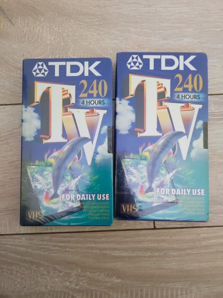 Nowe kasety VHS 240 TDK