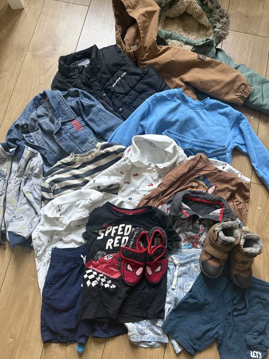 Kurtka, buty, spodnie, swetry