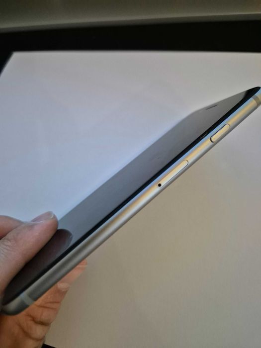 Iphone 6 de 64GB - Como novo sem marcas de uso