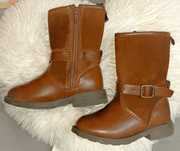 Botas número 22.