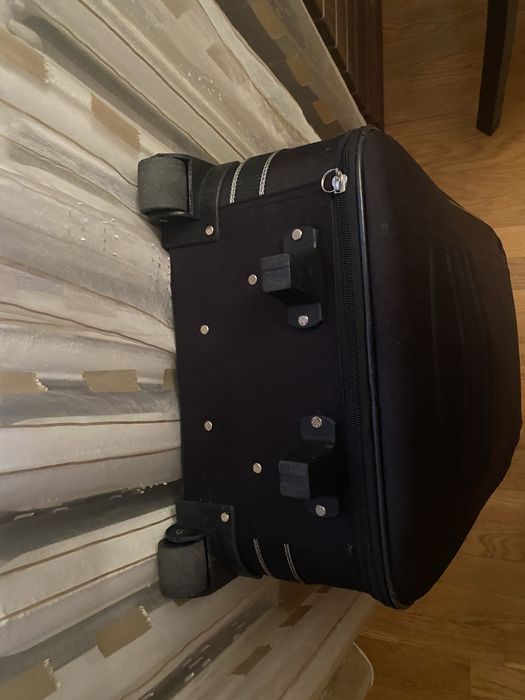 Чемодан дорожный,DELSEY и др.