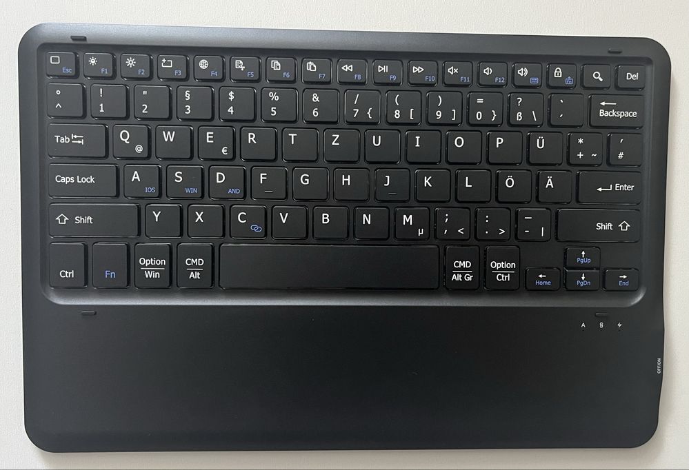 Etui z klawiaturą QWERTZ EasyAcc Lenovo Tab P12 12,7" 2023