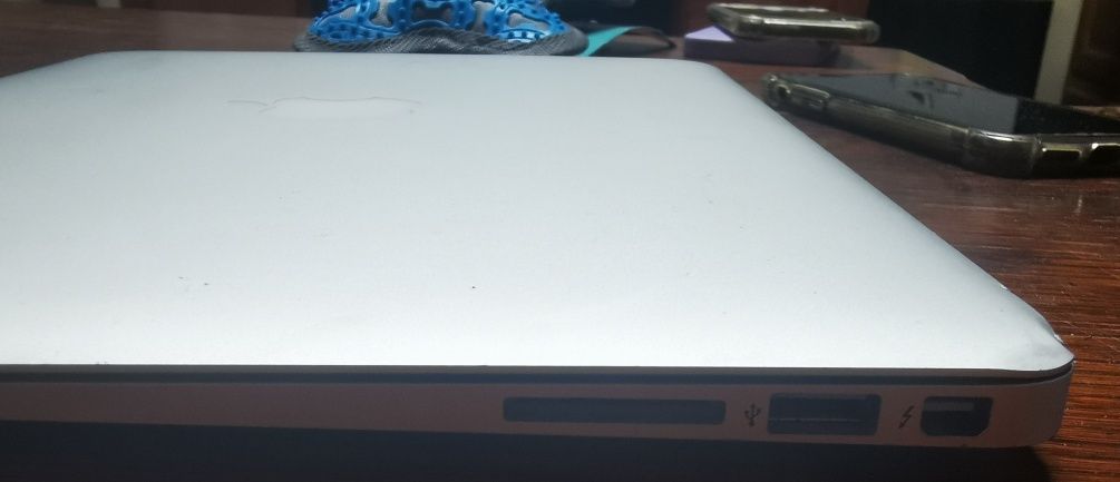 Laptop Apple Macbook Air 8GB/256GB 2015r A1466
